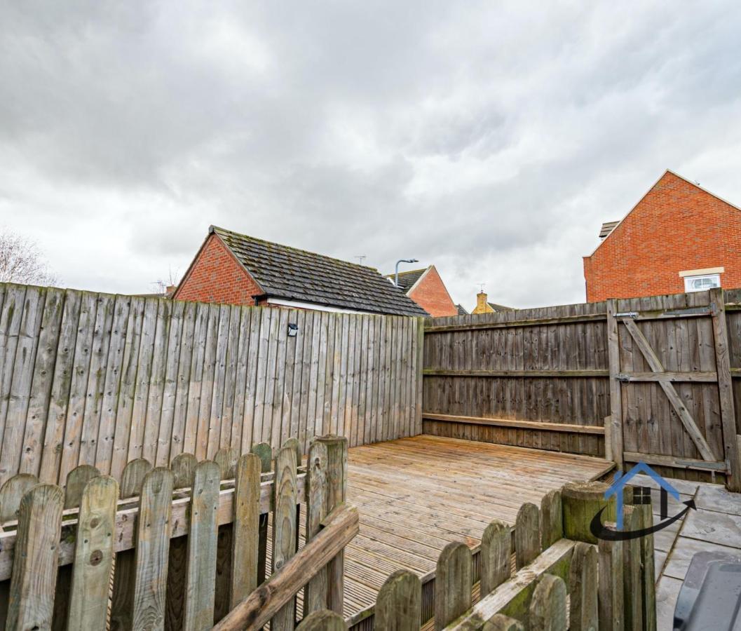 Ironside House, Thrapston King Or Twin Beds, Free Parking, Workspace, Corporates, Sleeps 8 Exteriér fotografie